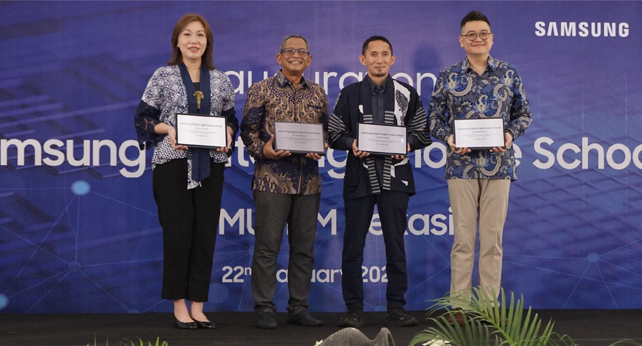Penghargaan Samsung Digital Lighthouse School
