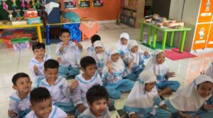 PLAY BASED LEARNING DALAM MEWUJUDKAN PENDIDIKAN BERMUTU UNTUK SEMUA!